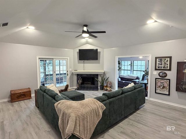 135 Lake Shore Drive, Daphne, AL 36526