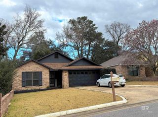 135 Lake Shore Drive, Daphne, AL 36526