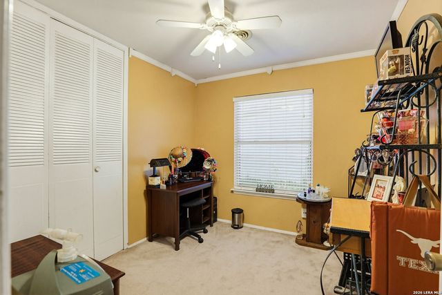 3410 Autumn Ln, Kirby, TX 78219