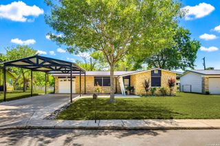 3410 Autumn Ln, Kirby, TX 78219
