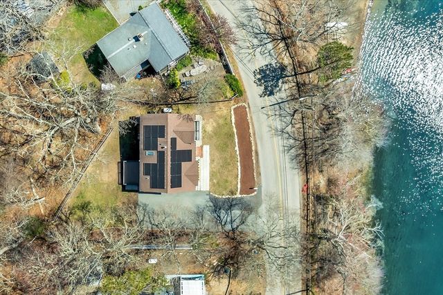 121 Pinecrest Beach Dr, Falmouth, MA 02536