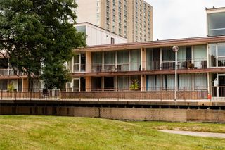 1971 Orleans 23, Detroit, MI 48207