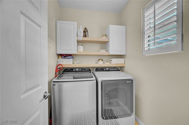 2306 Tedesca Dr., Las Vegas, NV 89052