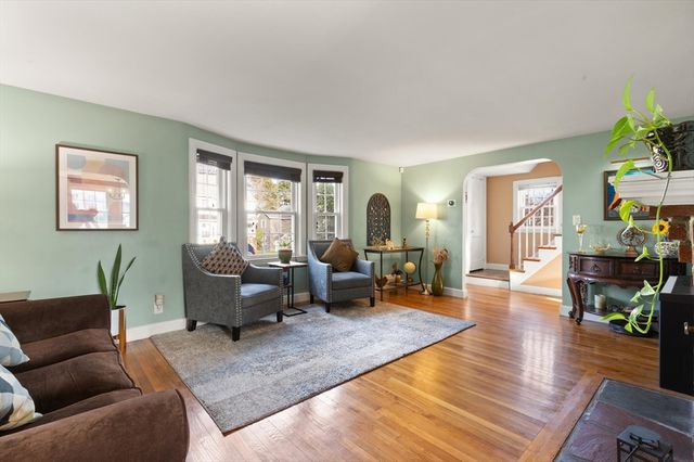 11 Hoover Rd, Walpole, MA 02081