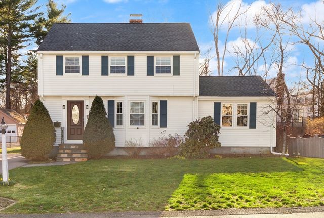 11 Hoover Rd, Walpole, MA 02081