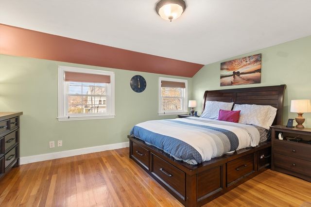 11 Hoover Rd, Walpole, MA 02081