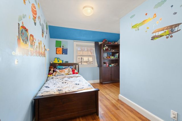 11 Hoover Rd, Walpole, MA 02081