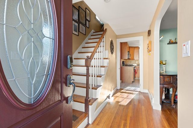 11 Hoover Rd, Walpole, MA 02081