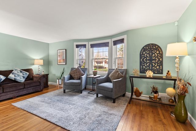 11 Hoover Rd, Walpole, MA 02081