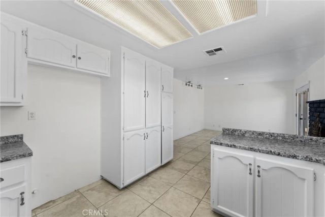 13802 Red Hill, Victorville, CA 92395