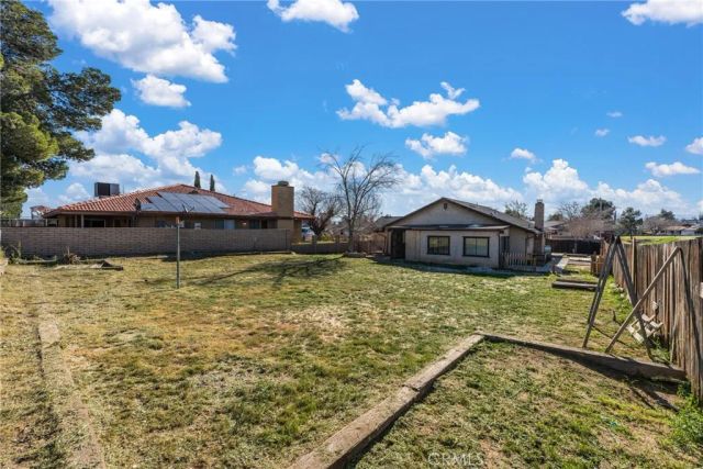 13802 Red Hill, Victorville, CA 92395