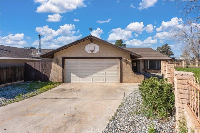 13802 Red Hill, Victorville, CA 92395