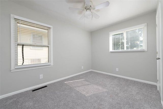 4517 Lawn Avenue, Kansas City, MO 64130