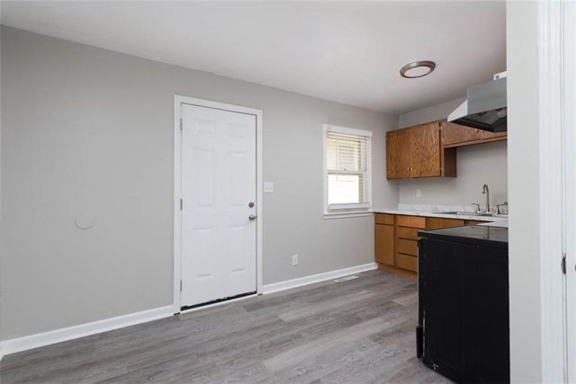 4517 Lawn Avenue, Kansas City, MO 64130