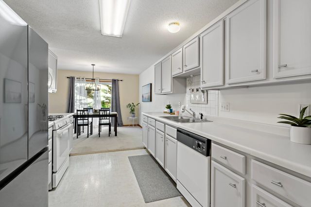 8839 Hastings Circle NE, Blaine, MN 55449