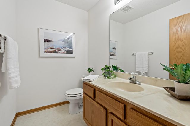 8839 Hastings Circle NE, Blaine, MN 55449