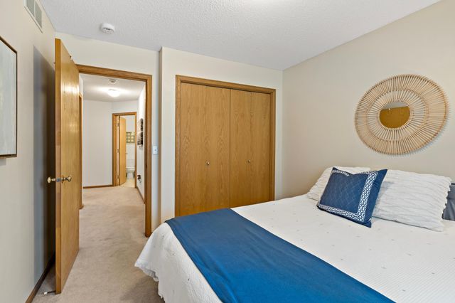 8839 Hastings Circle NE, Blaine, MN 55449