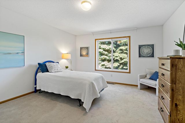 8839 Hastings Circle NE, Blaine, MN 55449
