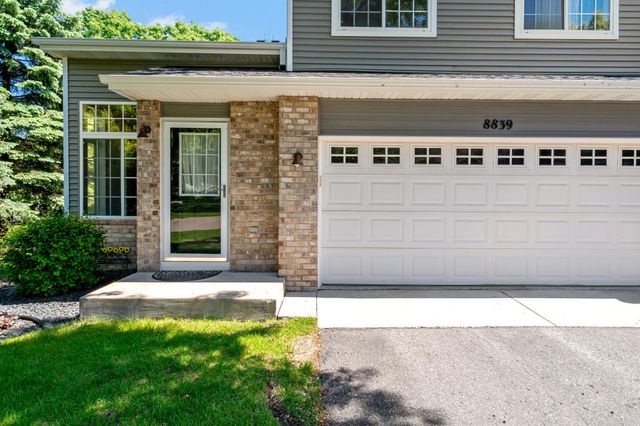 8839 Hastings Circle NE, Blaine, MN 55449