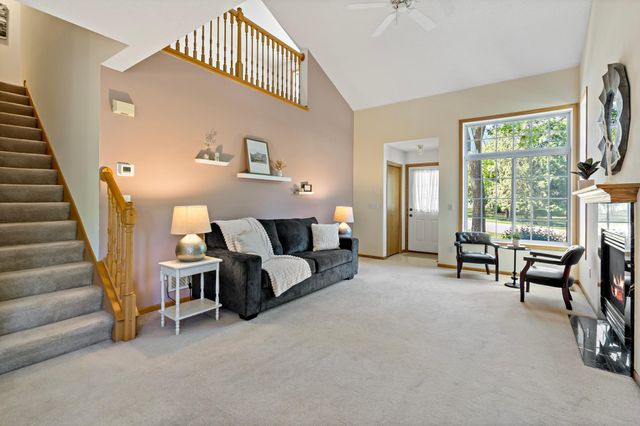 8839 Hastings Circle NE, Blaine, MN 55449