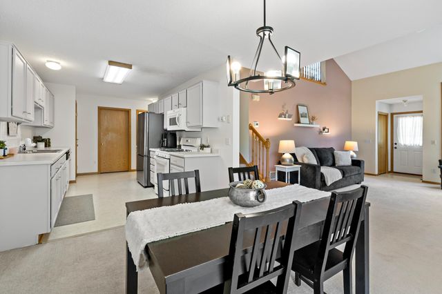 8839 Hastings Circle NE, Blaine, MN 55449