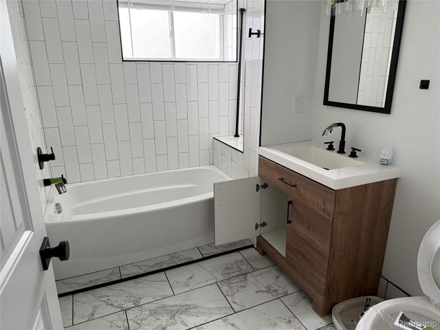458 Hague Street 3, Detroit, MI 48202