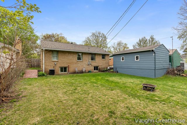 1501 Carlton Avenue, Grand Rapids, MI 49505