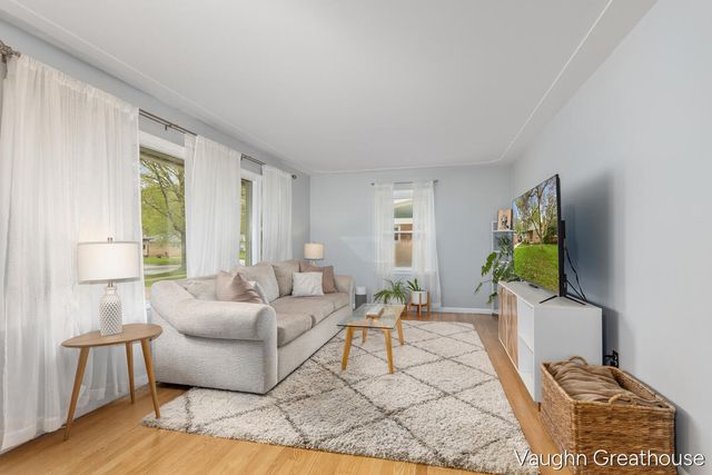 1501 Carlton Avenue, Grand Rapids, MI 49505