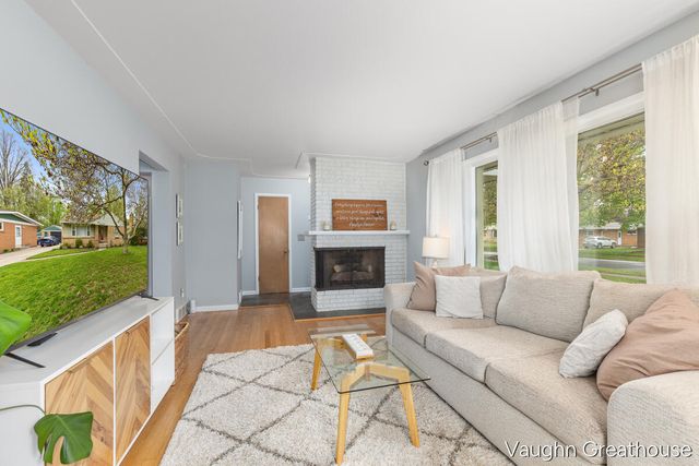 1501 Carlton Avenue, Grand Rapids, MI 49505