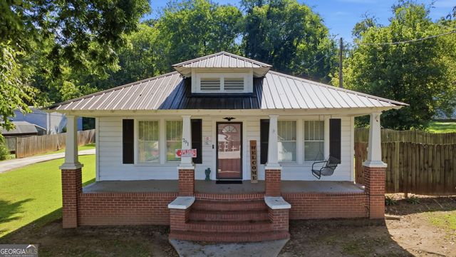 791 Park Avenue SE, Lindale, GA 30147