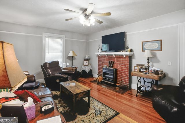 791 Park Avenue SE, Lindale, GA 30147