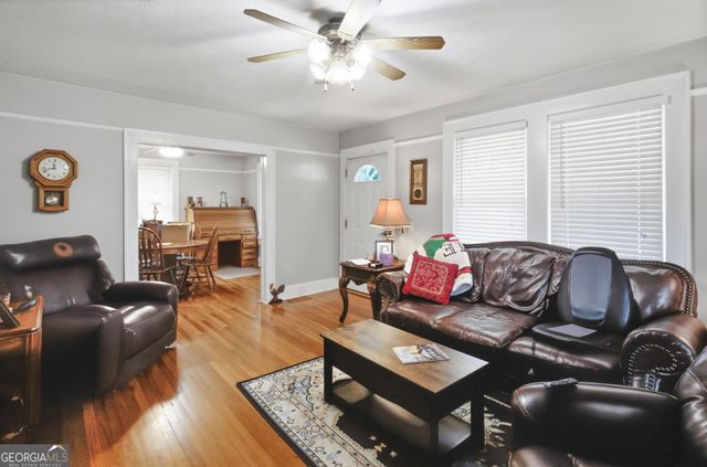 791 Park Avenue SE, Lindale, GA 30147