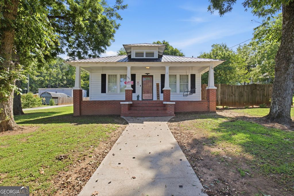 791 Park Avenue SE, Lindale, GA 30147