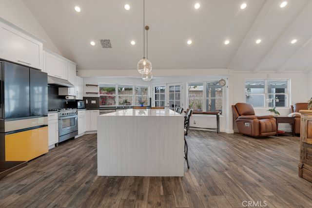 6305 Crebs, Tarzana, CA 91335