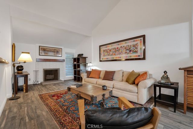 6305 Crebs, Tarzana, CA 91335