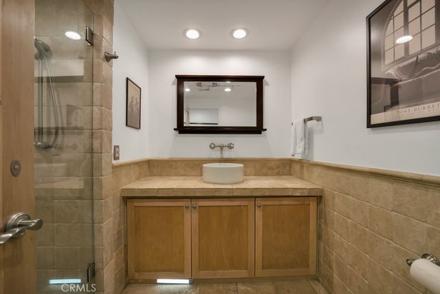 6305 Crebs, Tarzana, CA 91335