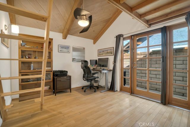 6305 Crebs, Tarzana, CA 91335