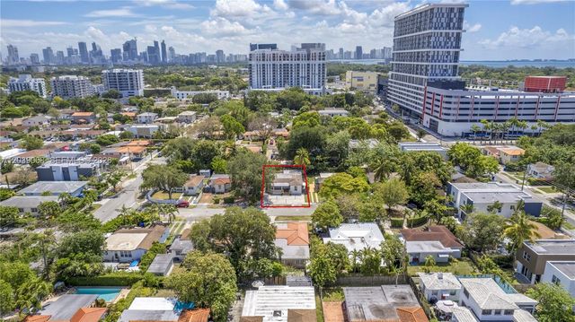 2721 SW 29th Ct, Miami, FL 33133
