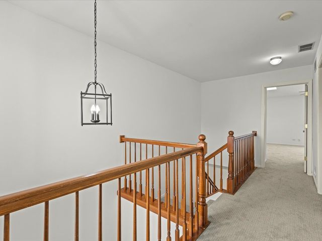 209 Huntington Court, Oswego, IL 60543