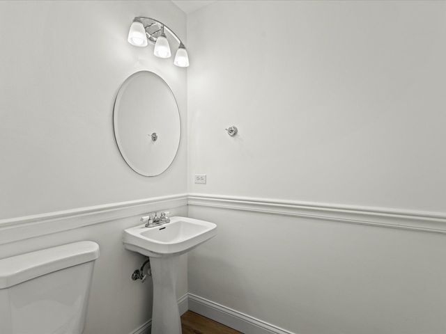 209 Huntington Court, Oswego, IL 60543