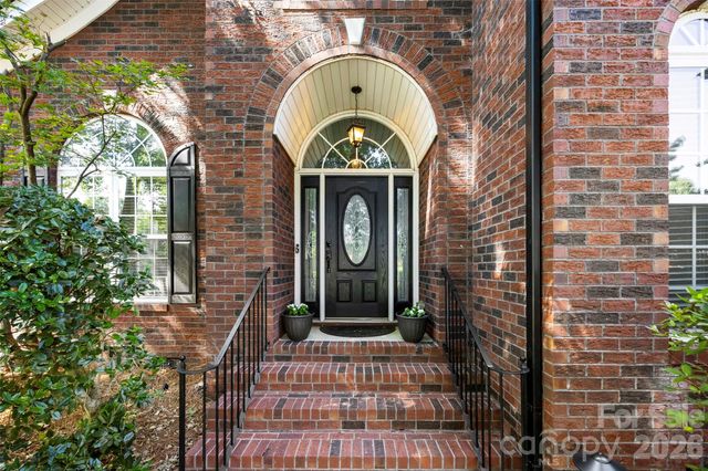 1703 Caddy Court, Matthews, NC 28104