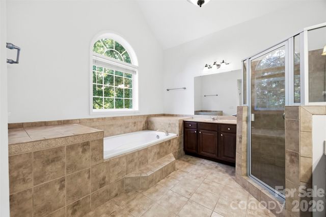 1703 Caddy Court, Matthews, NC 28104