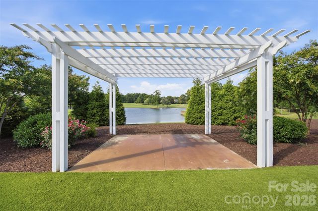 1703 Caddy Court, Matthews, NC 28104