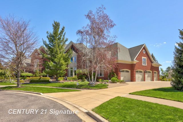 8 Appleshire Court, Thomas Twp, MI 48623