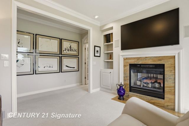 8 Appleshire Court, Thomas Twp, MI 48623