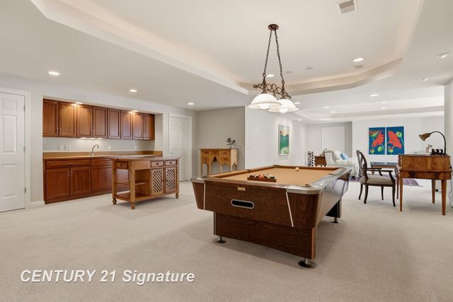 8 Appleshire Court, Thomas Twp, MI 48623