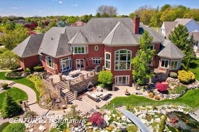 8 Appleshire Court, Thomas Twp, MI 48623