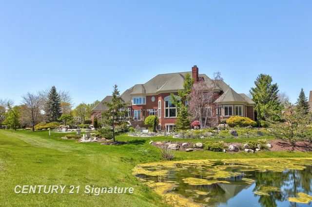 8 Appleshire Court, Thomas Twp, MI 48623