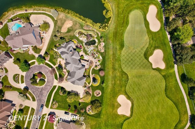 8 Appleshire Court, Thomas Twp, MI 48623