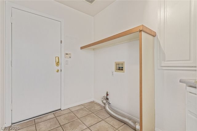 1066 Aspen Valley Avenue, Las Vegas, NV 89123